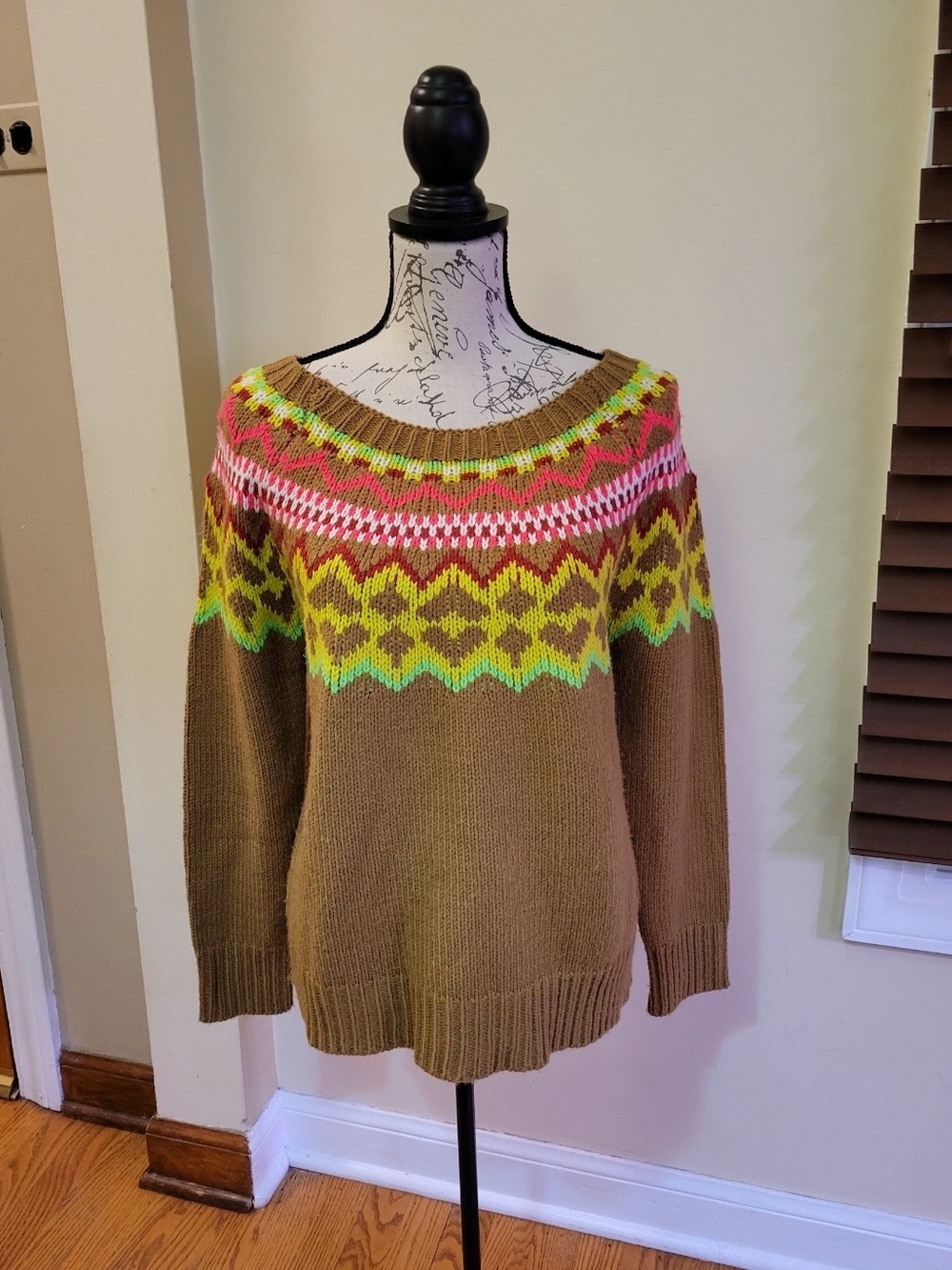 Moth Anthropologie Women's Geometric Acrylic Sweater Size Medium
